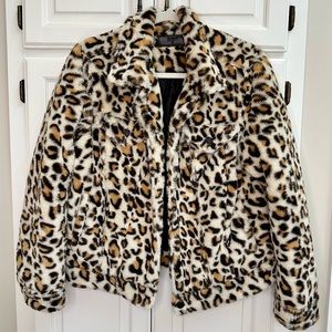BlankNYC Faux Fur Leopard Print Teddy Bear Fuzzy Jacket Size Small